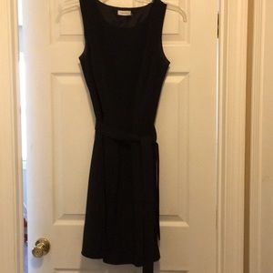 Classic sleeveless black dress.